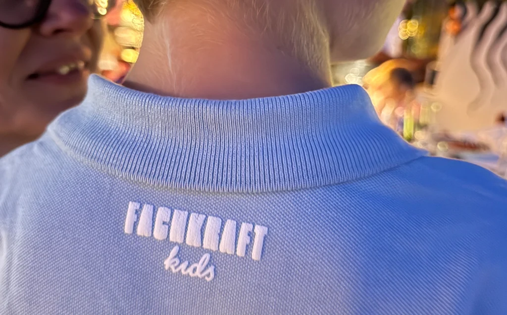 fachkraft-kids-fashion-fachkraft-betrieb-cannes
