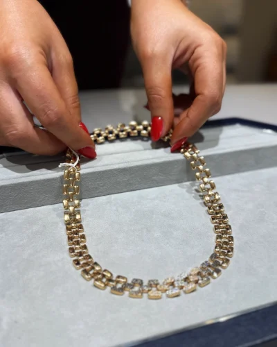 schmuck-persoenliche-geschichten-ausgezeichneter-fachkraft-betrieb-2026-markis-juwelier-002