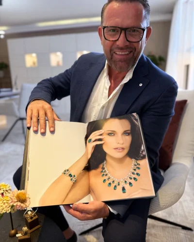 schmuck-persoenliche-geschichten-ausgezeichneter-fachkraft-betrieb-2026-markis-juwelier-004